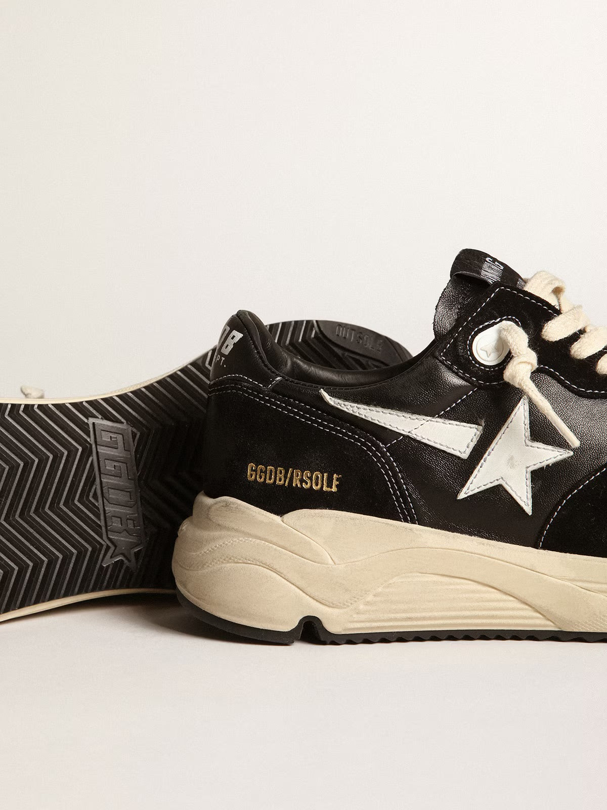 Golden goose - black running